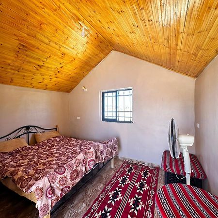 Wadi Al-Wala View Camp Hotel Madaba Eksteriør billede