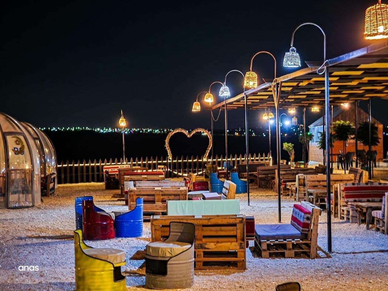 Wadi Al-Wala View Camp Hotel Madaba Eksteriør billede
